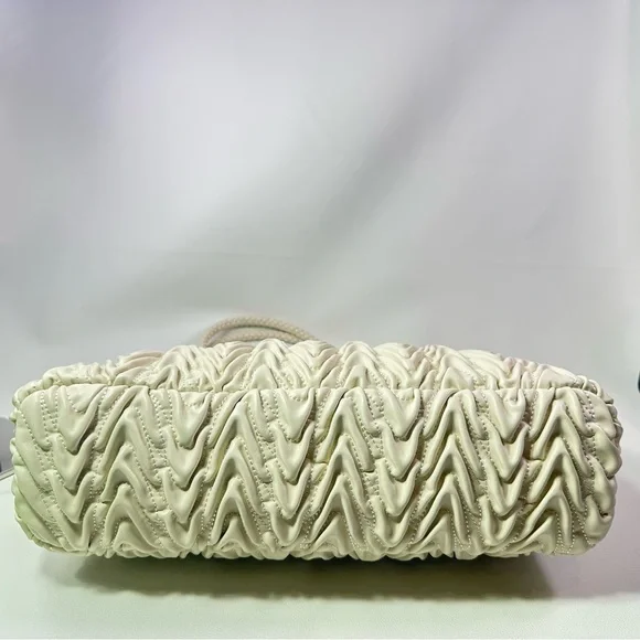 NEW SAM EDLEMAN ARI QUILTED LARGE VEGAN LEATHER TOTE SHOULDER BAG IVORY NWT!! - Picture 7 of 10